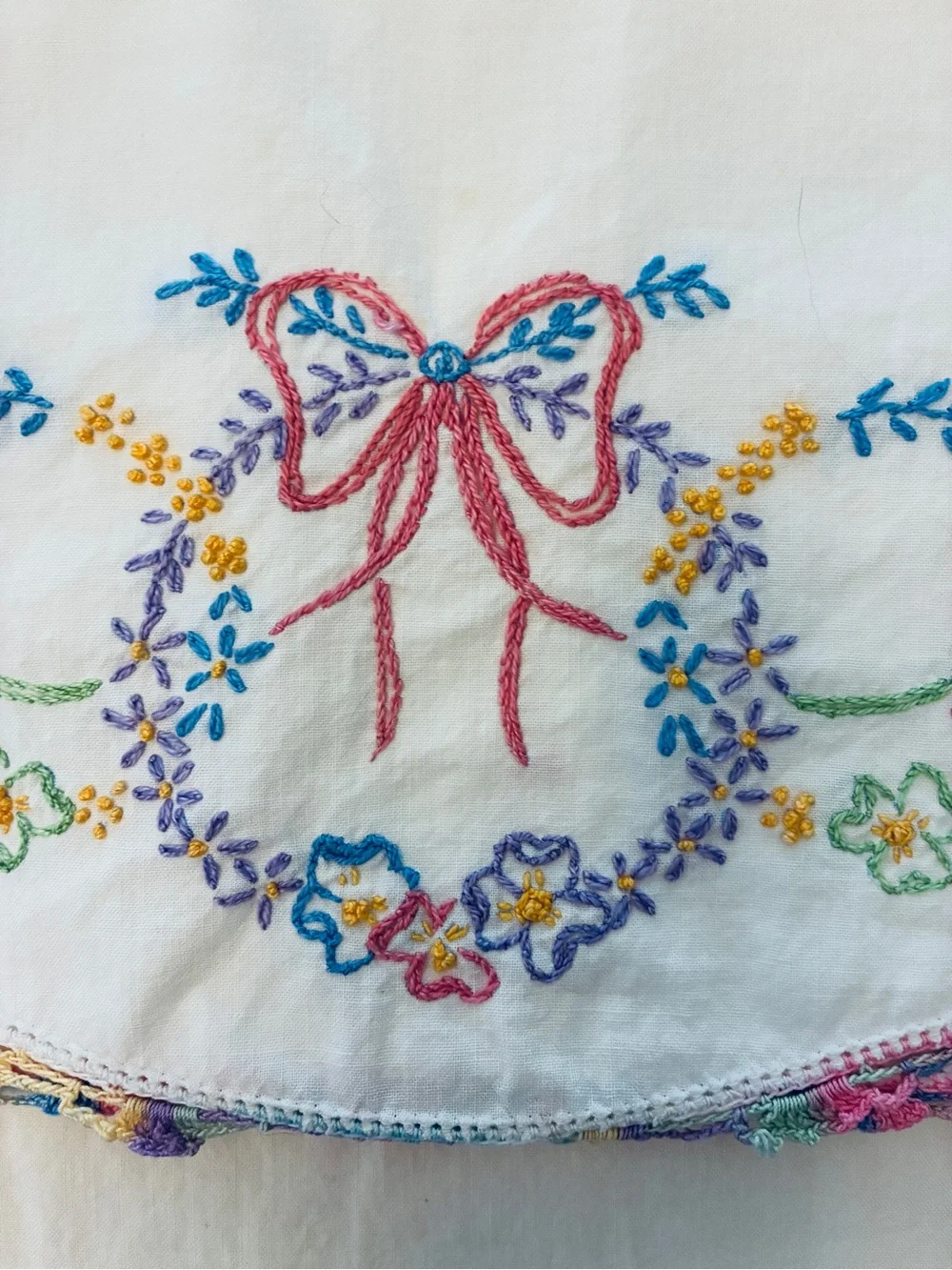 Handmade Vintage Floral Embroidered White Standard Pillowcase Set